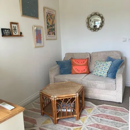 5 Porth Gwel Falmouth